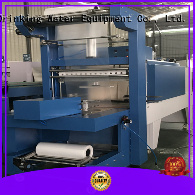 plastic wrapping machine